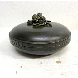 ANTICA BOWL CIOTOLA con COPERCHIO OTTONE OSSIDATO PATINA ART DECO ø 19,5 cm