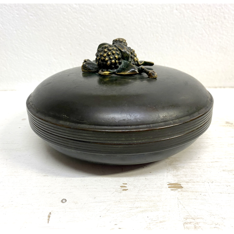 ANTICA BOWL CIOTOLA con COPERCHIO OTTONE OSSIDATO PATINA ART DECO ø 19,5 cm