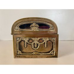 ANTICO SCRIGNO SCATOLA PORTAGIOIE CHIAVE METALLO ARGENTATO DECORO SBALZO 800/900