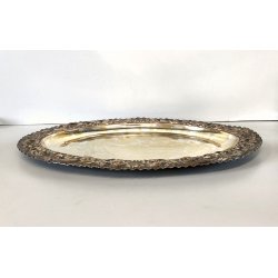 ANTICO VASSOIO OVALE METALLO ARGENTATO DECORO SBALZO RICCIOLI CONCHIGLIE XX sec.