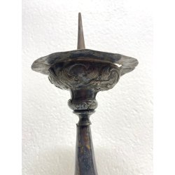 ANTICO TORCERE LAMIERINO SBALZATO ARGENTATO DECORO BAROCCO XVIII-XIX sec 48 cm/h