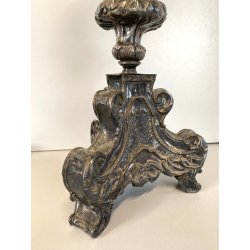 ANTICO TORCERE LAMIERINO SBALZATO ARGENTATO DECORO BAROCCO XVIII-XIX sec 48 cm/h