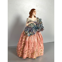 FIGURA STATUINA PORCELLANA F. Fabris DIPINTA POLICROMIA DAMA con BOUQUET FIORI
