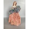 FIGURA STATUINA PORCELLANA F. Fabris DIPINTA POLICROMIA DAMA con BOUQUET FIORI
