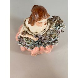FIGURA STATUINA PORCELLANA F. Fabris DIPINTA POLICROMIA DAMA con BOUQUET FIORI