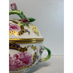 ANTICA TAZZA da BRODO CON COPERCHIO PORCELLANA SP Dresden SCENE PUTTI '800/'900