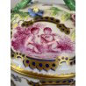 ANTICA TAZZA da BRODO CON COPERCHIO PORCELLANA SP Dresden SCENE PUTTI '800/'900