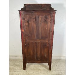 ANTICA VETRINA CRISTALLIERA LEGNO BRONZO INTARSIO ANTA STOFFA ROSSA EPOCA '900