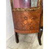 ANTICA VETRINA CRISTALLIERA LEGNO BRONZO INTARSIO ANTA STOFFA ROSSA EPOCA '900
