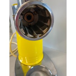 TRITACARNE ELETTRICA Quick Mill OMRE GIALLA CROMO MODERNARIATO FUNZIONANTE '60s