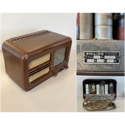 RARA PICCOLA RADIO a VALVOLE Philips MILANO BI270A BACHELITE NON FUNZIONANTE '40