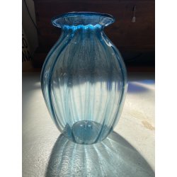 VASO VETRO Murano STILE Vittorio Zecchin AZZURRO COSTOLATO BOCCA ONDULATA 27cm/h