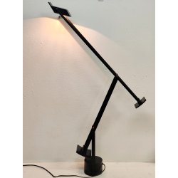 LAMPADA DA TAVOLO Artemide Milano MOD. Tizio Richard Sapper DESK LAMP anni 80