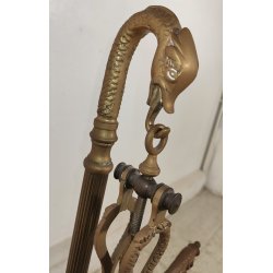 ANTICA BILANCIA VITTORIANA 2 PIATTI epoca 800 BRONZO DECORO DELFINI 8 PESI LIBRA
