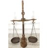 ANTICA BILANCIA VITTORIANA 2 PIATTI epoca 800 BRONZO DECORO DELFINI 8 PESI LIBRA