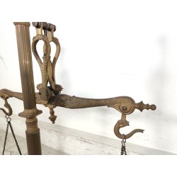 ANTICA BILANCIA VITTORIANA 2 PIATTI epoca 800 BRONZO DECORO DELFINI 8 PESI LIBRA