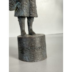 SCULTURA BRONZO Ivo Coljé FIGURA Haags Jantje N° 044  Volgelsang 21 cm/h  1981