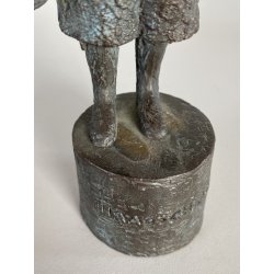 SCULTURA BRONZO Ivo Coljé FIGURA Haags Jantje N° 044  Volgelsang 21 cm/h  1981