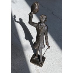 SCULTURA BRONZO ATTR. Van der Nahmer  FIGURA Flaneur UOMO CAPPELLO BASTONE 27cm