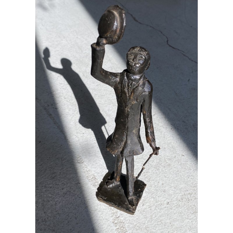 SCULTURA BRONZO ATTR. Van der Nahmer  FIGURA Flaneur UOMO CAPPELLO BASTONE 27cm