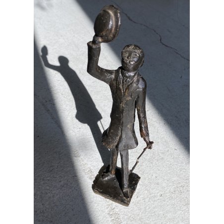 SCULTURA BRONZO ATTR. Van der Nahmer  FIGURA Flaneur UOMO CAPPELLO BASTONE 27cm