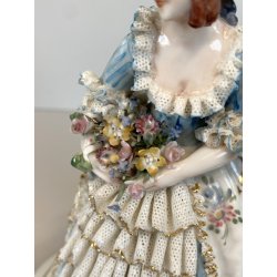 FIGURA STATUINA PORCELLANA Capodimonte FIORAIA PIZZO COLLEZIONE VINTAGE MANCANZE