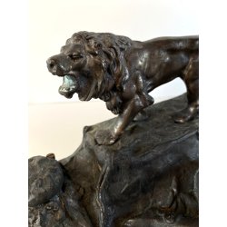 CALAMAIO BRONZO SCULTURA FIGURA ALLEGORICA FEMMINILE LEONE INIZIO XX sec 31cm/L