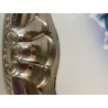 VASSOIO PORTATA OVALE METALLO DECORO SBALZO CERAMICA ART DECò PRIMO XX sec.