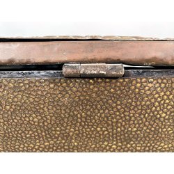 ANTICO BAULE PORTA-LEGNA ROTELLE LEGNO RAME SBALZATO DECORO VELIERI XIX sec UK