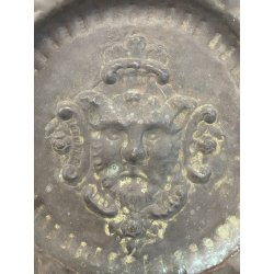 ANTICO PIATTO ELEMOSINIERE MASCHERONE RAME EPOCA '800 A SBALZO RILIEVO FACCIA