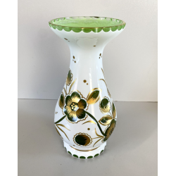 VASO VINTAGE CRISTALLO BOEMIA DECORO FLOREALE MOLATO OVERLAY BIANCO VERDE '60