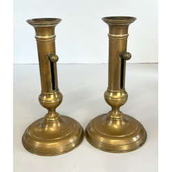 ANTICA PICCOLA COPPIA CANDELIERI PORTA CANDELA OTTONE 18h 1900 EIETTORE CERA
