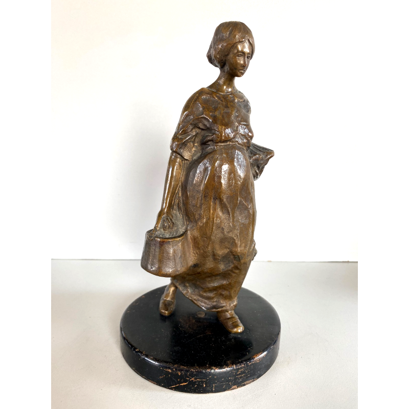 ANTICA SCULTURA in BRONZO ATTR. Enrico Marcello Zosi LAVANDAIA CONTADINA 23 cm/h