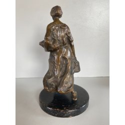 ANTICA SCULTURA in BRONZO ATTR. Enrico Marcello Zosi LAVANDAIA CONTADINA 23 cm/h