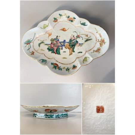 ANTICO PIATTO QUADRILOBATO ALZATA PORCELLANA CINESE FAMILLE ROSE XIX/XX sec