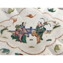 ANTICO PIATTO QUADRILOBATO ALZATA PORCELLANA CINESE FAMILLE ROSE XIX/XX sec