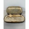 ANTICA SCATOLA TASCA METALLO ARGENTATO DECORO SBALZO PORTAGIOIE PORTATABACCO XIX