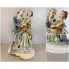 SCULTURA PORCELLANA CAPODIMONTE SCENA GALANTE SETTECENTESCA Tosca 31,5 cm/h