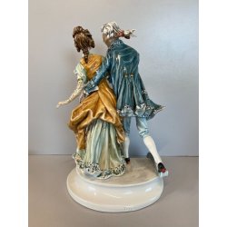 SCULTURA PORCELLANA CAPODIMONTE SCENA GALANTE SETTECENTESCA Tosca 31,5 cm/h