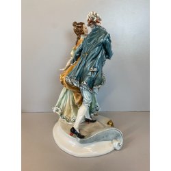 SCULTURA PORCELLANA CAPODIMONTE SCENA GALANTE SETTECENTESCA Tosca 31,5 cm/h