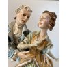 SCULTURA PORCELLANA CAPODIMONTE SCENA GALANTE SETTECENTESCA Tosca 31,5 cm/h