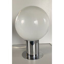LAMPADA TAVOLO DESIGN MODERNO BASE METALLO CROMATO SFERA VETRO OPALINO H36cm '70