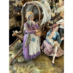 GRUPPO SCULTOREO PORCELLANA CAPODIMONTE Tosca "Accampamento Gitano" H33cm