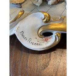 GRUPPO SCULTOREO PORCELLANA CAPODIMONTE Tosca "Dolci Ricordi" H26 cm