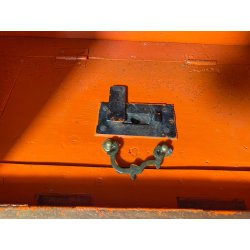 ANTICA CASSAFORTE FORZIERE BUGNATA FERRO BATTUTO BORCHIATO 1800 LEGNO SECRETAIRE