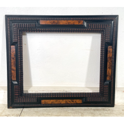 ANTICA CORNICE GUILLOCHE EPOCA 800 LEGNO SCOLPITO EBANIZZATO RADICA NOCE 72X62CM