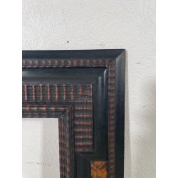ANTICA CORNICE GUILLOCHE EPOCA 800 LEGNO SCOLPITO EBANIZZATO RADICA NOCE 72X62CM