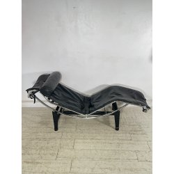 POLTRONA VINTAGE PELLE NERA STILE LE CORBUSIER PER CASSINA anni 70 CHAISE LONGUE
