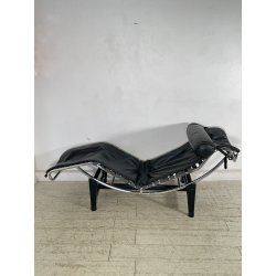 POLTRONA VINTAGE PELLE NERA STILE LE CORBUSIER PER CASSINA anni 70 CHAISE LONGUE