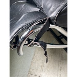 POLTRONA VINTAGE PELLE NERA STILE LE CORBUSIER PER CASSINA anni 70 CHAISE LONGUE